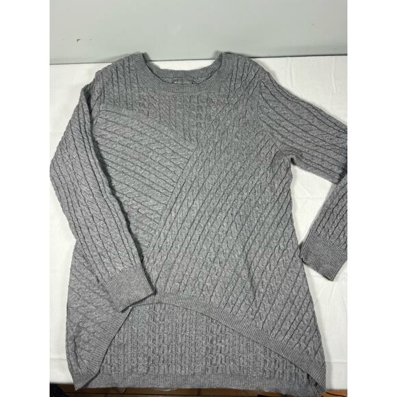 EVOLUTION BY CYRUS Women's Gray Cable Knit‎ Asymmetric Hem Pullover Size L - Picture 1 of 4